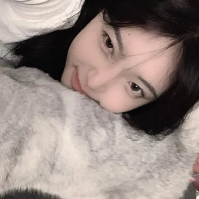 挨饿游戏 海报